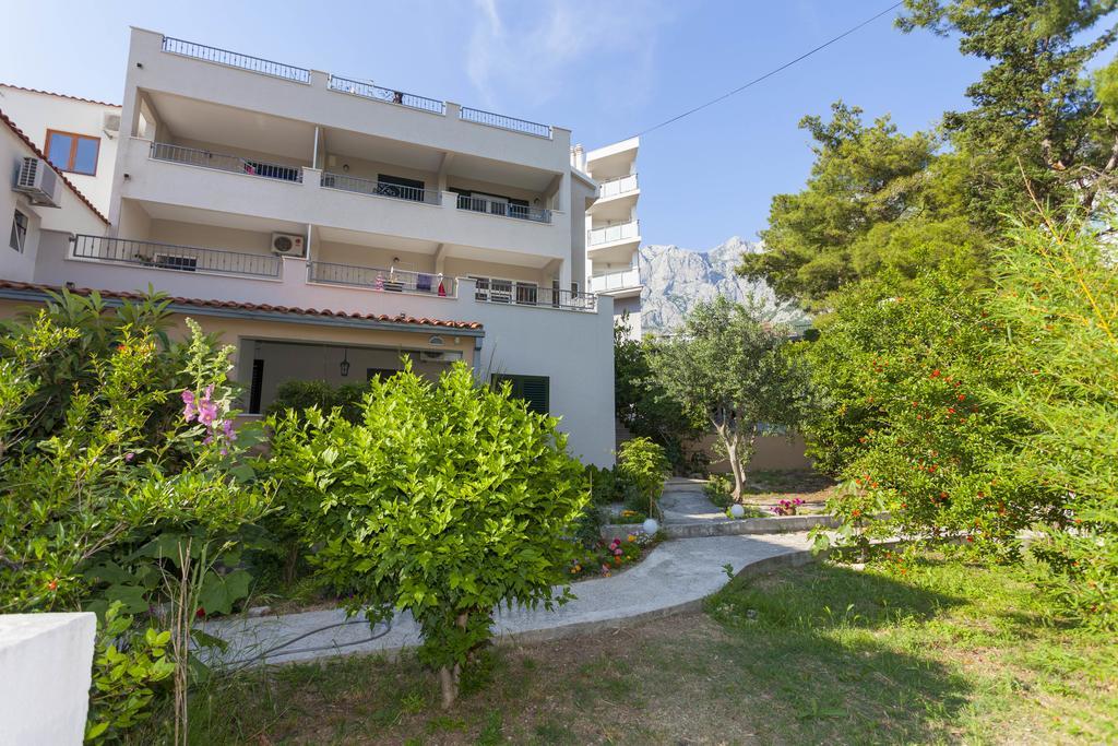 Meri Apartments - Puharic Makarska Quarto foto