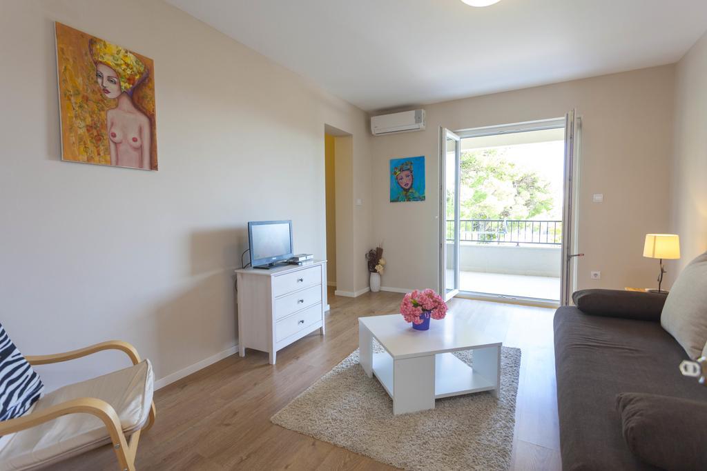 Meri Apartments - Puharic Makarska Quarto foto